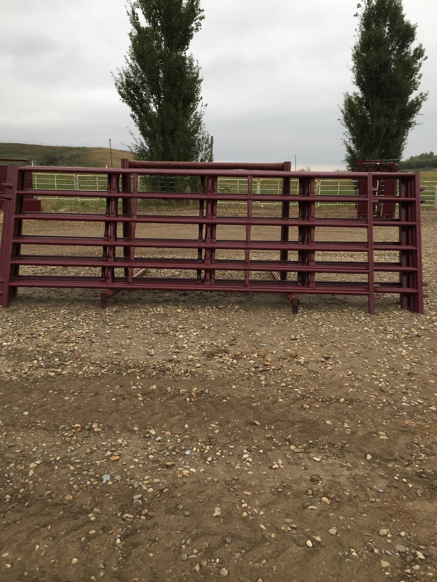Panels & Gates – Efficient Livestock Handling Systems
